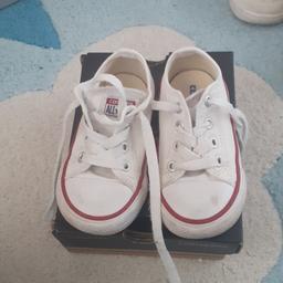 worn converse trainers the back has worn size 6