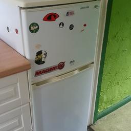 Fridge Freezer we inherited with new house. 
We have cleaned the inside.

Would be perfect for a starter or second fridge in a garage for drinks.

Collection Only. WF17 
ASAP as we cannot store it for long. 
Can arrange collection with Social Distancing