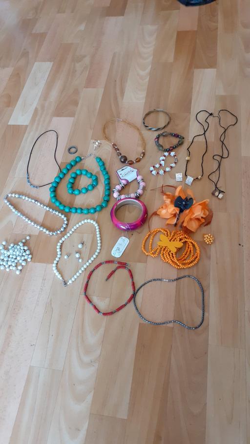 Buy & Sell North London West Green - North London - Photos for costume jewelry