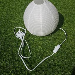 Cute white paper lamp

Perfect addition for a minimalist look

Small tear please see photo.. But it's not noticeable!