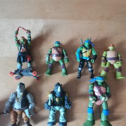 7 Figures and accessories. Excellent condition