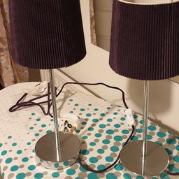 2 bed side lamps
