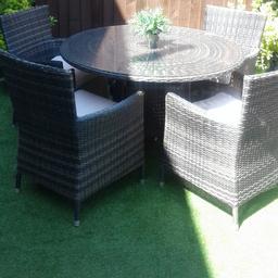 300 no offers cost 1100 hartman garden table 4 chairs beautiful setting 07588728105