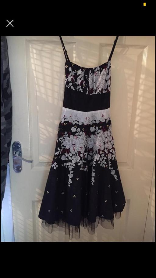 Buy & Sell Essex Chelmsford - Photos for Black/white flower print dress size 10