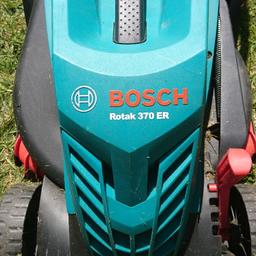 Bosh lawnmower adjustable height, removable collection box great condition