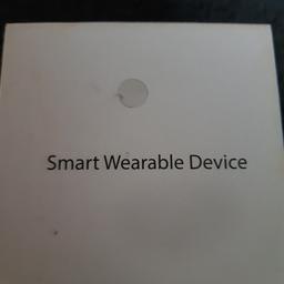 smart watch phonsibler Metallband
neu und ungetragen 
Versand ist möglich