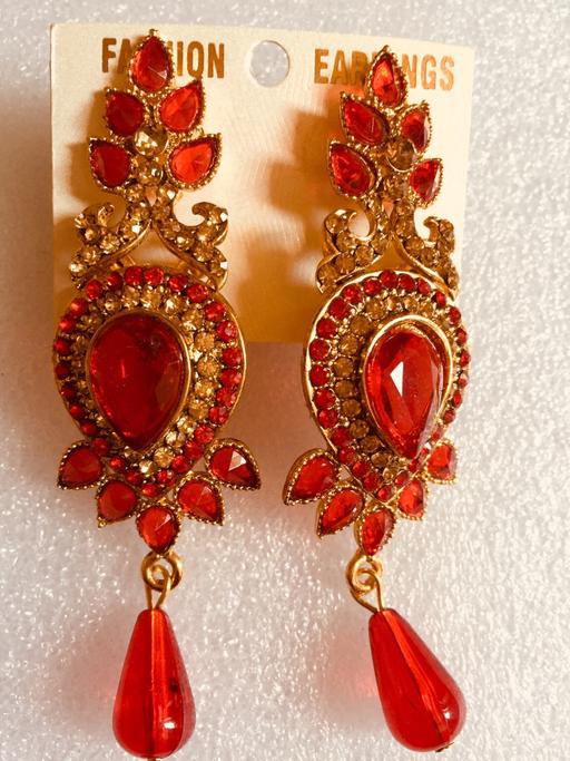 Buy & Sell Gunnersbury West London - Photos for Earring brand new.