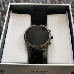 5th gen fossel smart watch only worn once. Android water resistant Google pay and more