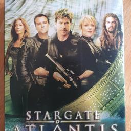 verkauft wird die 4.Staffel von Stargate Atlantis.

Versand 2 Euro.