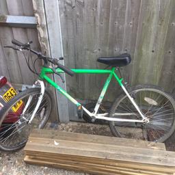 Small mountain bike,20 inch wheels,great project needs a bit of tlc.brakes work.collection only.