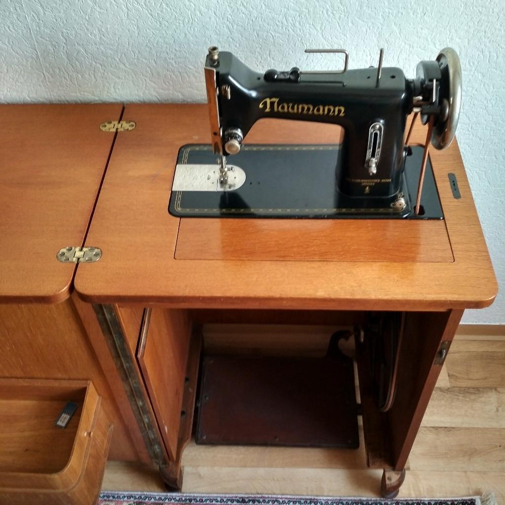 Alte Nahmaschine Naumann