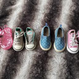 One converse dosent have laces
Please see my other items :)
Collection Roehampton may be able to deliver if local x