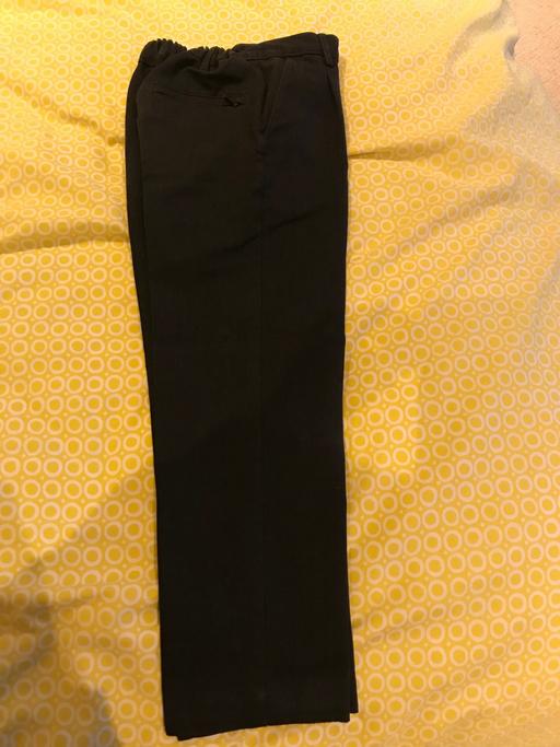 Buy & Sell Tyne and Wear Newcastle upon Tyne - Photos for Boys 7-8 year M&S Dark Grey school trousers