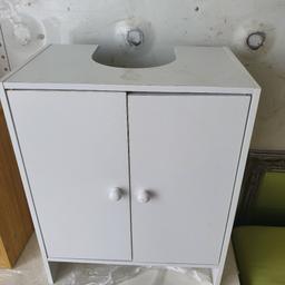 Bathroom sink unit