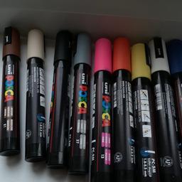 Posca marker pens
Set of 12
Used once only