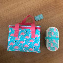 Insulated bag and bento box by Sass & Belle.
Flamingo design,

Smoke free home