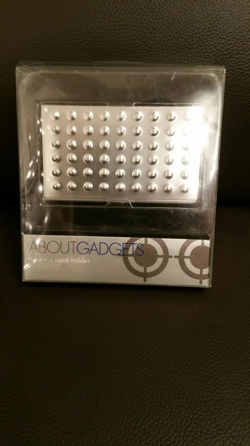 Buy & Sell Commerce Park Somerset - images_alt_text Metal business cards holder