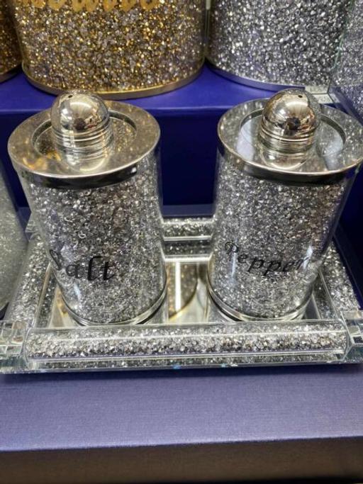 Buy & Sell North West London Willesden Green - North West London - Photos for * DIAMOND SALT & PEPPER SHAKERS & TRAY *