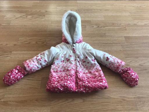 Buy & Sell Barking and Dagenham Romford - Barking and Dagenham - Photos for Baby Girls Coat with Detachable Mittens