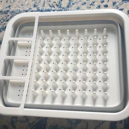 Compact size collapsible dish drainer in good used condition. Just needs a clean.

Collection welcome.