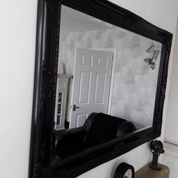 A large bevelled edge , ornate frame mirror.  Good condition. 
looking for a swap, either no frame one or white / cream.    changing colour scheme .  SS0 .