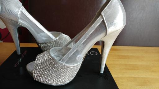 Buy & Sell North Yorkshire Redcar and Cleveland - Photos for NEW! Silver diamnate stilettos