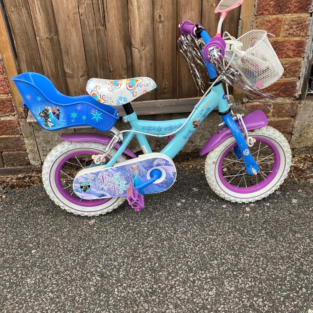 frozen bike with stabilisers