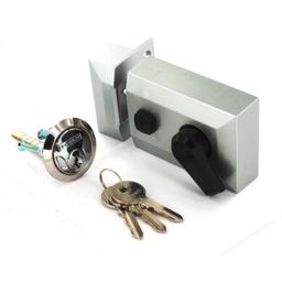 Securit S1733 Silver Finish Double Locking Nightlatch Narrow

Brand new. No offers on price RP £29.33
