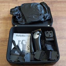 bayliss cordless hair clipper with battery operated trimmer, has graded 1-8. Comes with Cape&carry case.use but in good condition. 
collection only please.