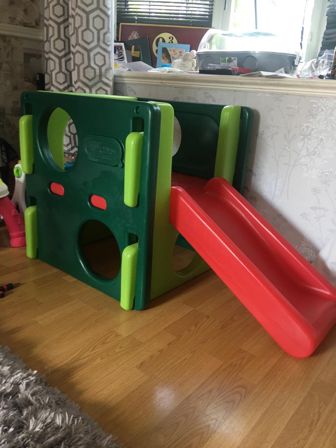 Little tikes slide and frame in WV14 Wolverhampton für 60,00 £ zum