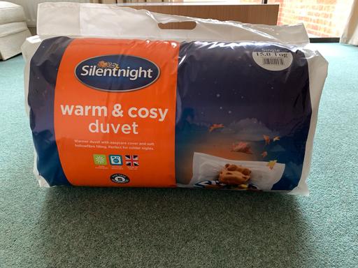 Buy & Sell Surrey Reigate and Banstead - Photos for NEW - Silentnight Warm and Cosy Single Duvet