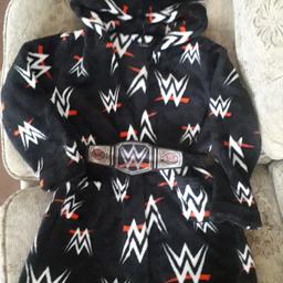 Excellent Condition
Fleeced WWE Dressing Gown