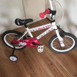 12 inch wheels hello kitty junior bike in as new condition with the odd marks from storage see pics for more info collection st6 with social distancing