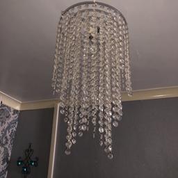 It’s beautiful chandelier to put in any part of the house...had it for only a few months

Selling because I’m moving