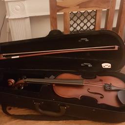second hand violin all in working order