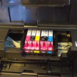 Drucker ist 1 Jahr alt mit neuen Druckerpatronen ausgestattet mit Netzkabel und Druckerkabel vollfunktionstüchtig 

ohne Garantie und Rücknahme 

Nur Abholung