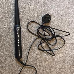 Hi,

Selling brand new Remington Curling Wand.
No box. Remington pouch for storage as pictured.

Happy to post UK.
Welcome to collect from Manchester/Salford.

Open to sensible offers.

Thanks for looking! X