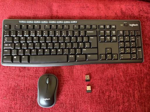 Buy & Sell Selhurst South East London - Photos for Logitech wireless keyboard and mouse