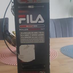 Verkaufe ein Inline Skater Rollen Set der Marke FILA und ein Brakepad, ebenfalls von FILA.