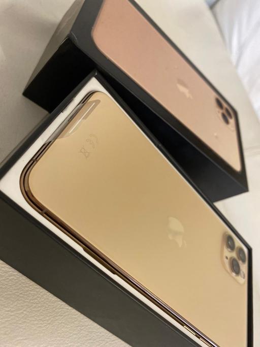 Buy & Sell Haworth Bradford - Photos for iPhone 11 Pro gold