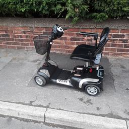 Mobility scooter 4mph breaks down to go in car boot/charger/basket/new 15amp batteries/Good condition