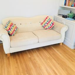 3 Seater Sofa originally bought from Sofaworks (Now known as Sofology). Comes with 2 Scatter Cushions.
Classic style with colourful detailing, with scroll arms, and solid wood beech feet.

W196 x H90 x D98 cm. Well maintained. Recently steam cleaned. Selling as we want to get a smaller sofa
