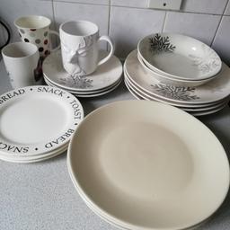 Large plates
Side plates
Bowls
Mugs and glass cups