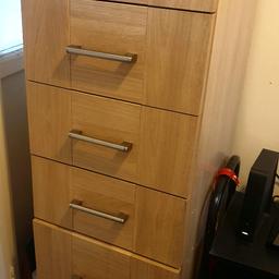 Solid, sturdy chest of drawers.
PLEASE READ DESCRIPTION.

DIMENSIONS in The LAST picture.

Thanks