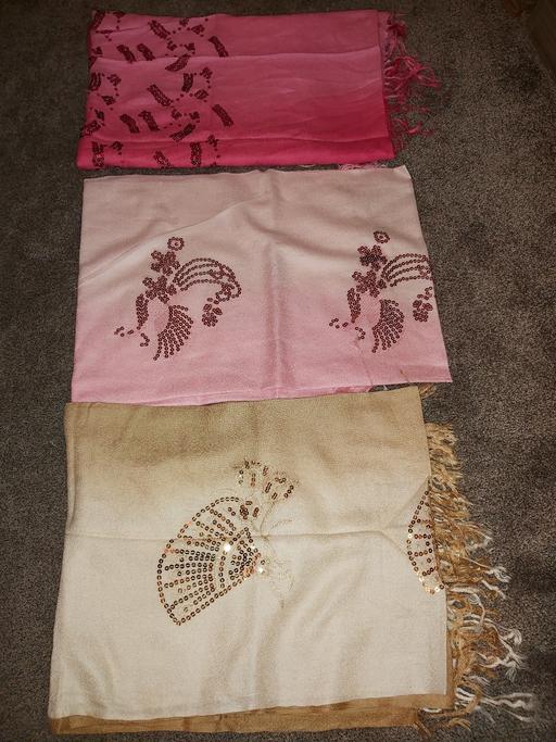 Buy & Sell West Midlands Walsall - Photos for shawls/scarfs