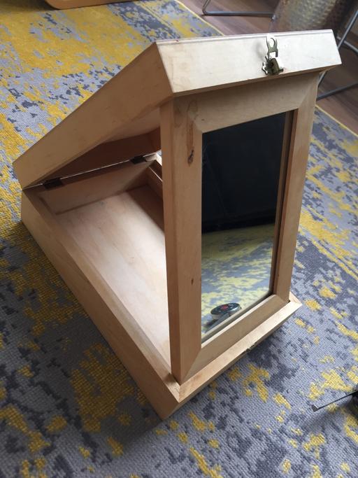 Buy & Sell Devon Torridge - Photos for Folding mirror wooden storage box.