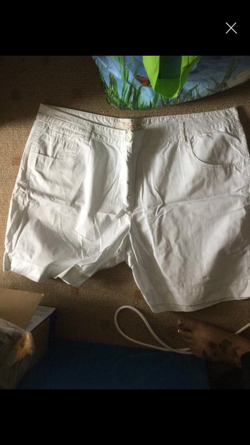 Buy & Sell Lancashire Blackpool - Photos for White shorts size 24 NEW BARGAIN