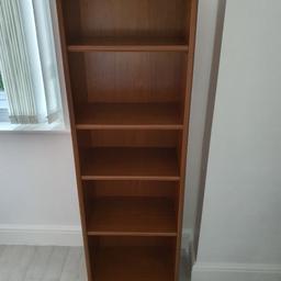 mahagony bookcase in excellent condition like new. original price £235. its very heavy. comes from pet and smoke free home.
size
Height 148cm
Width 44cm
Depth 28cm