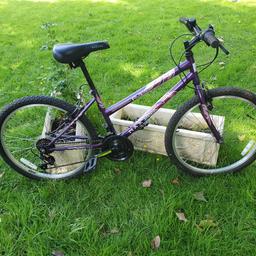 15inches frame size 
24 inches wheels size 
18 gears , bike in good condition, gears and brakes work fine, 2 new tyres 
pickup from WA158TP