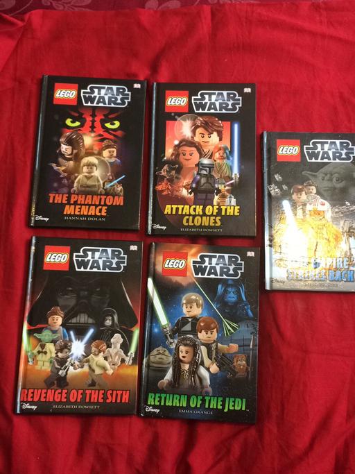 Buy & Sell West London Hillingdon - Photos for Star war Lego books